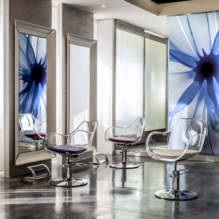 Kadeřnické křeslo PLEXI + podstavec Terra | Maletti